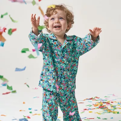 Confetti Showers Confetti_Showers