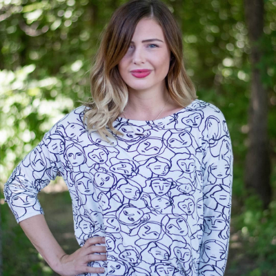 crowded_faces_-_crepe_jersey_-_pinsandpinot